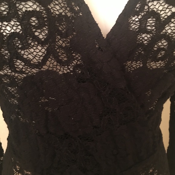 Sold❌❌❌New Lace Sexy Midi Black Dress - Picture 3 of 8